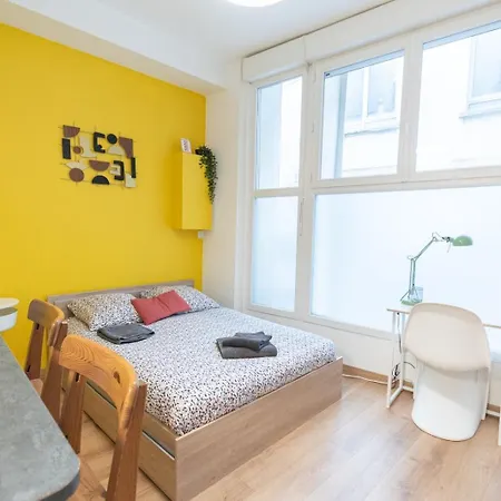 Retro Pop Apartment *