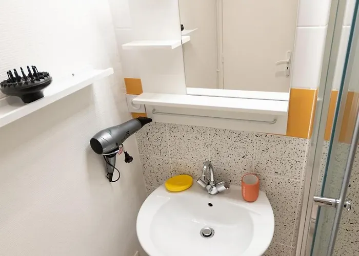 Retro Pop Apartment Angers